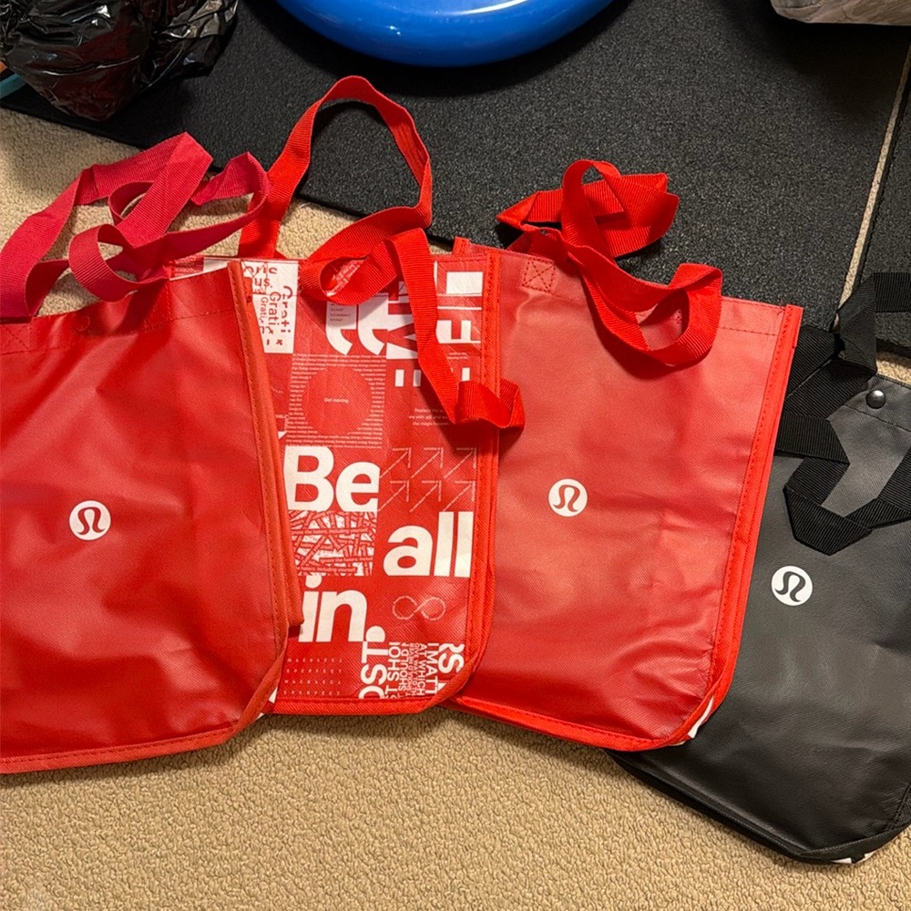 Lululemon reusable shopper bags (small sz - 4pc)